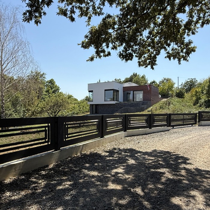 Dvorišna ograda od čelika