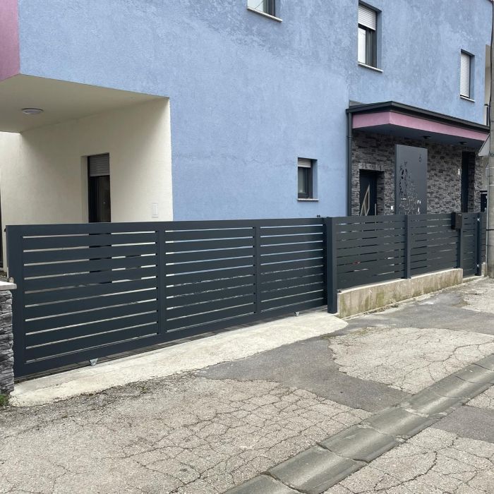 Klizna dvorišna ograda od čelika