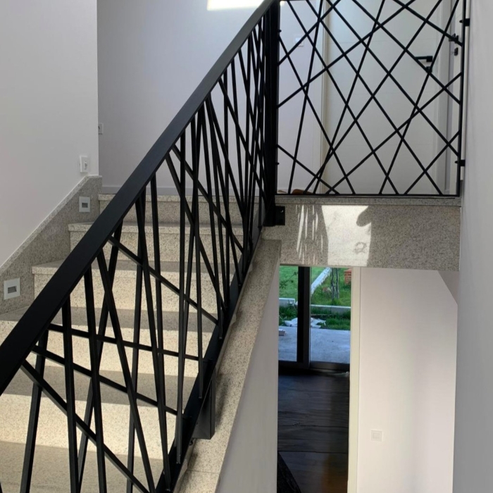 Konstrukcija ograde unutarnjeg stubišta